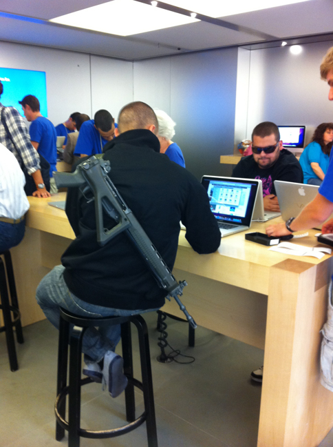 Apple Store assault rifle lr.jpg